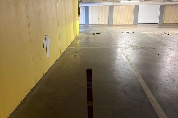 Garage te koop / De Panne