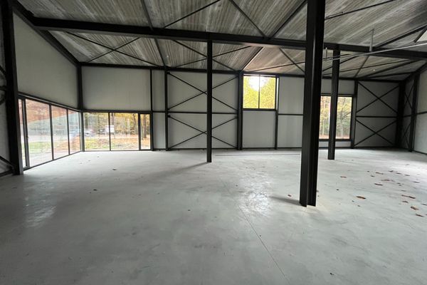 Industrieel te koop / As