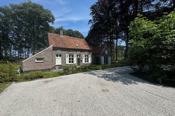 Huis
                                verhuurd
                                in Ruiselede