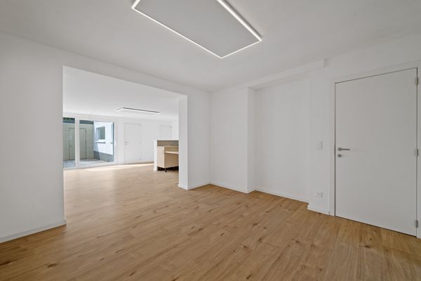 Huis
                                te koop
                                in Oostkamp