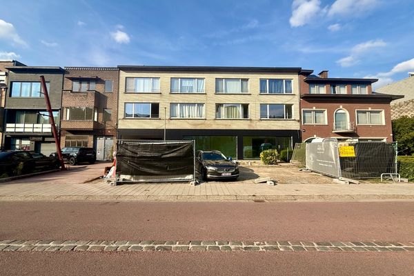 Opbrengsteigendom
                            te koop in Merksem