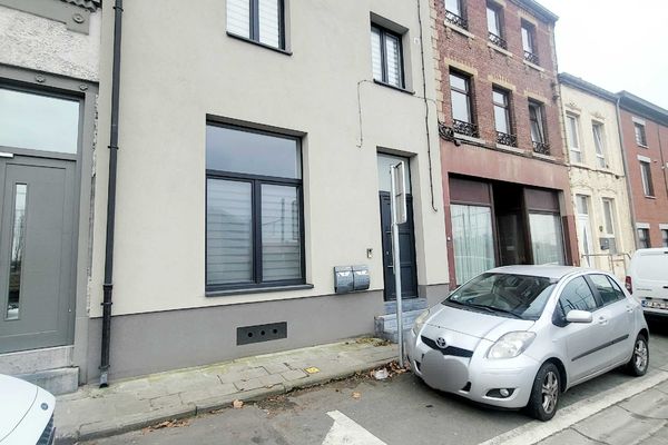 Appartement
                            a vendre in Couillet