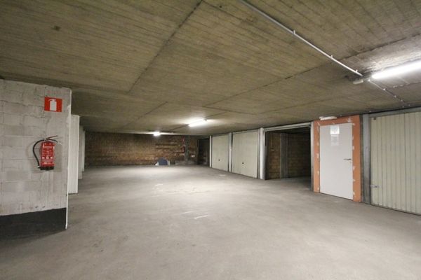Garage te koop / Sint-Truiden