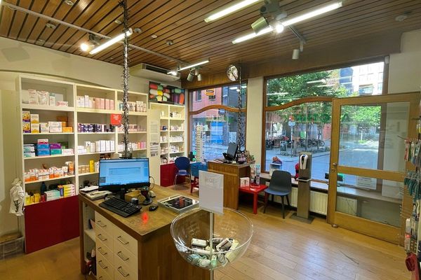 Handelspand met woonst
                                te huur in Leuven