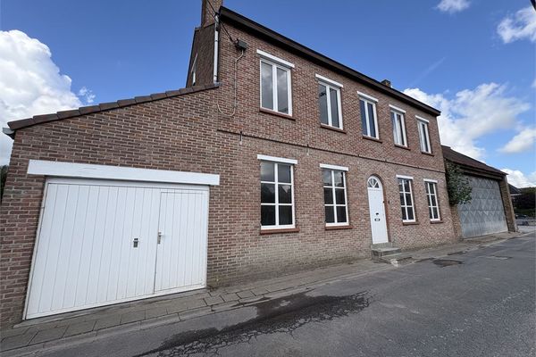 Huis
                                te huur
                                in Aartrijke