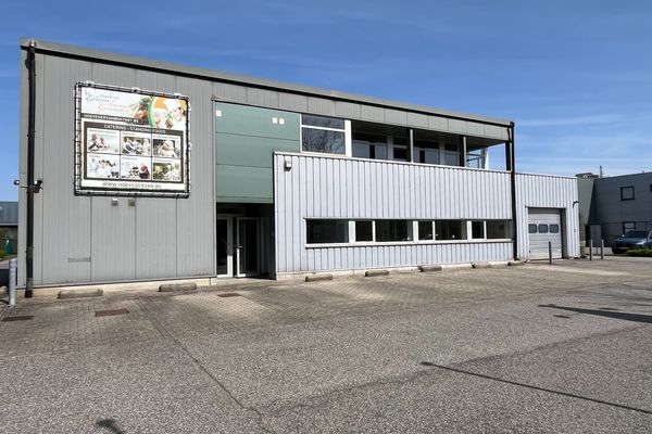 Industrieel te koop / Genk