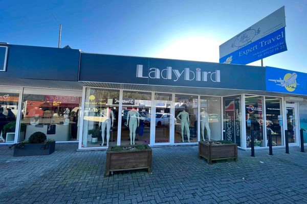 Commerce
                            a louer in Gerpinnes