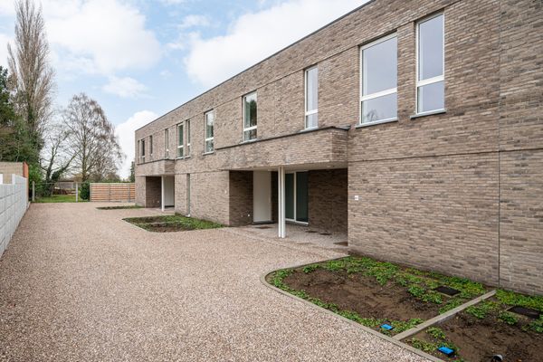Huis
                                te koop
                                in Eeklo
