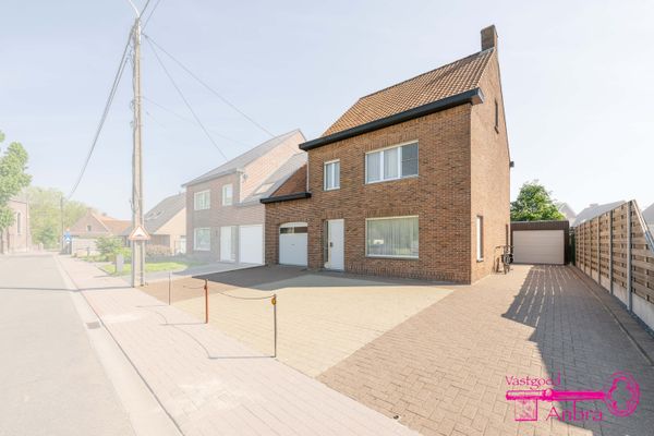Huis
                                te koop
                                in Meulebeke