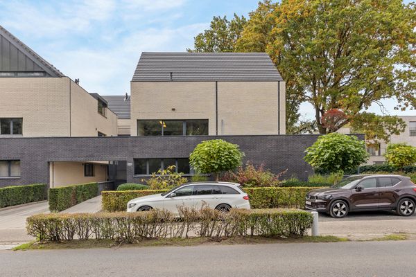 Kantoor
                            te huur in 's Gravenwezel