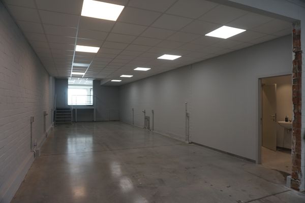 Commercieel te huur / Paal