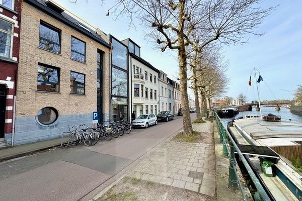 Appartement
                                verhuurd
                                in Gent