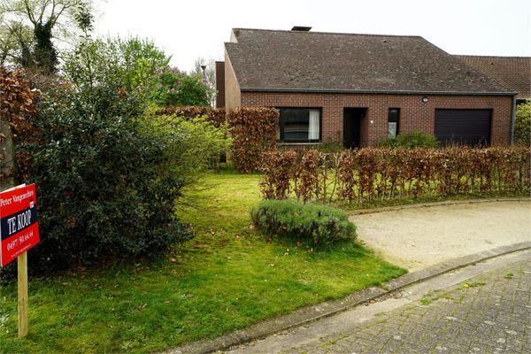 Moderne villa
                                te koop in Veerle