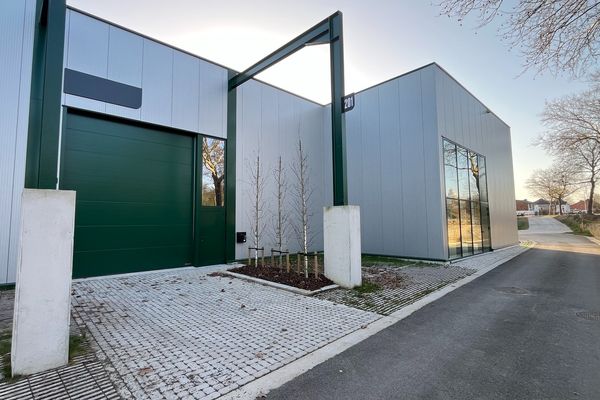 Industrieel te koop / Hasselt