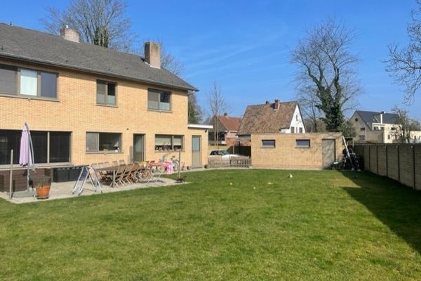 Estate main image