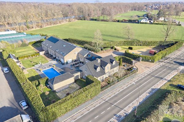Villa
                            te koop in Neerpelt