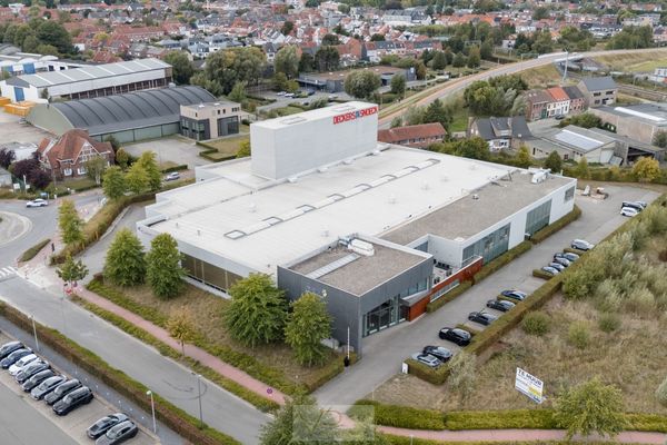 Estate main image