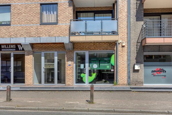 Commercial a louer / Bilzen-Hoeselt