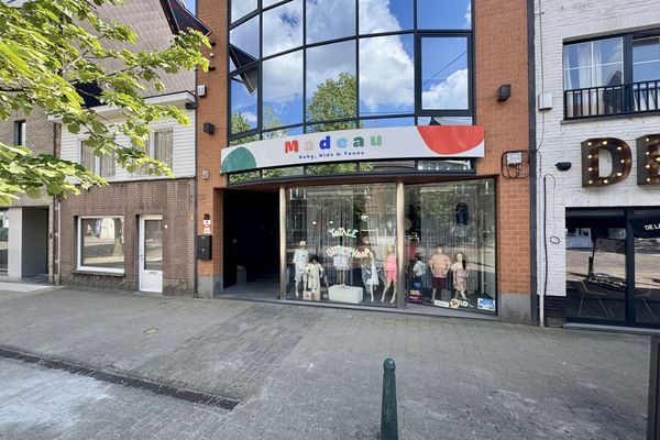 Handelsgelijkvloers
                            te huur in Beerse