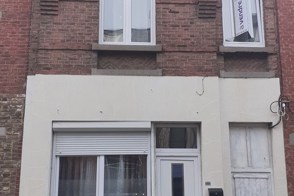 Maison
                                vendu
                                in Jambes