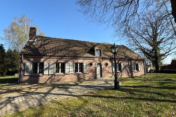 Estate main image