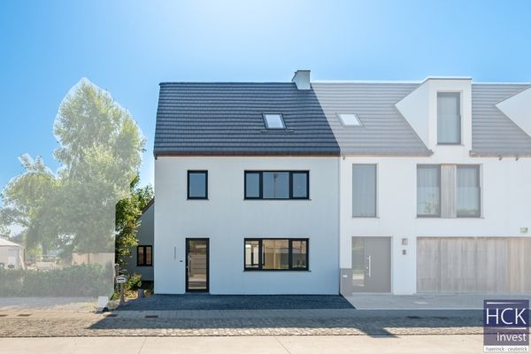 Huis  in Kruishoutem