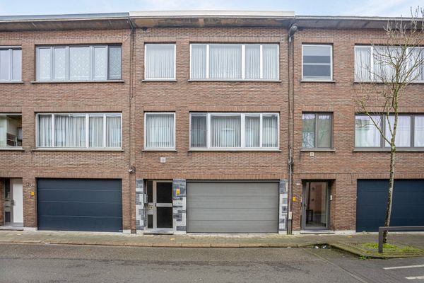 Estate main image