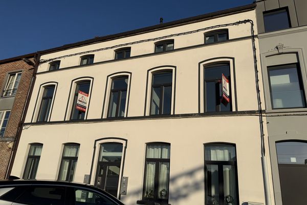 Appartement
                                a vendre
                                in Waterloo