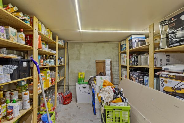 Huis verkocht / Brecht