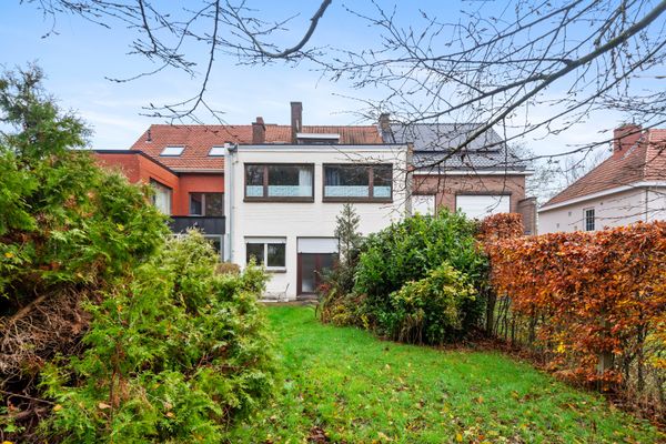 Huis
                                te koop
                                in Brasschaat
