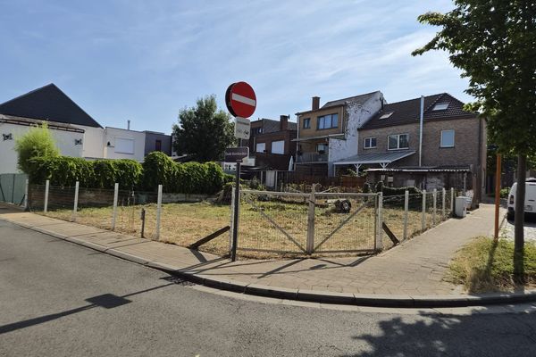 Bouwgrond
                            te koop in Liedekerke