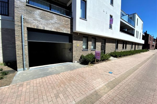 Autostaanplaats
                            verhuurd in Geel