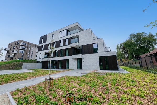 Estate main image