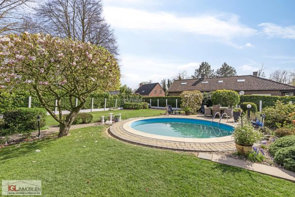 Estate main image