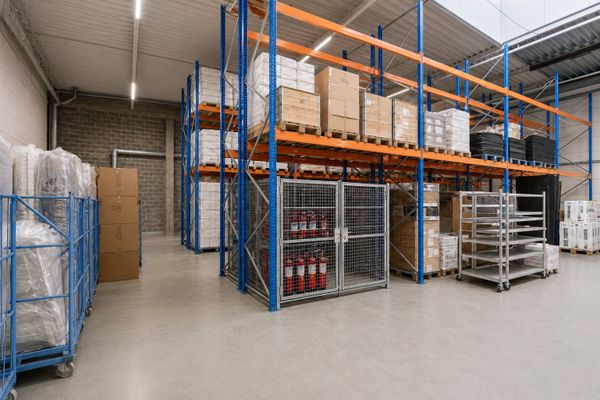 Industrieel
                                te koop
                                in Wilrijk