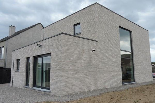 Huis verhuurd / Paal