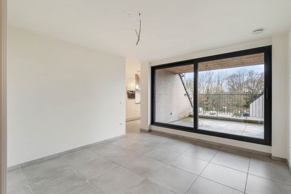 Estate main image