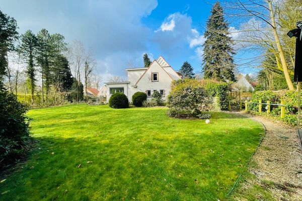 Villa
                                te huur in Sint-Andries