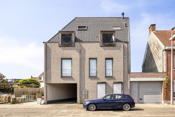estate img