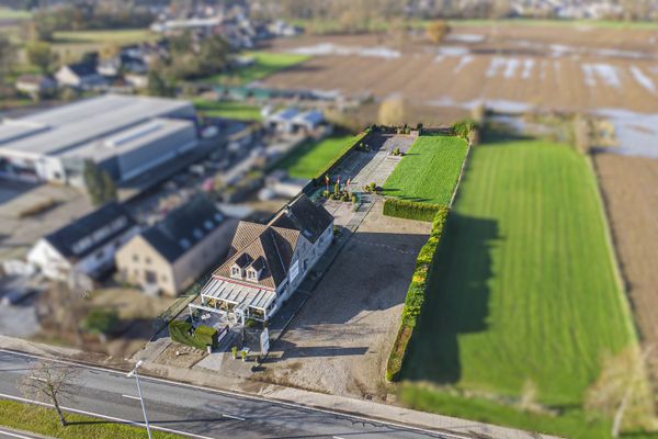 Commercieel
                                te koop
                                in Maasmechelen