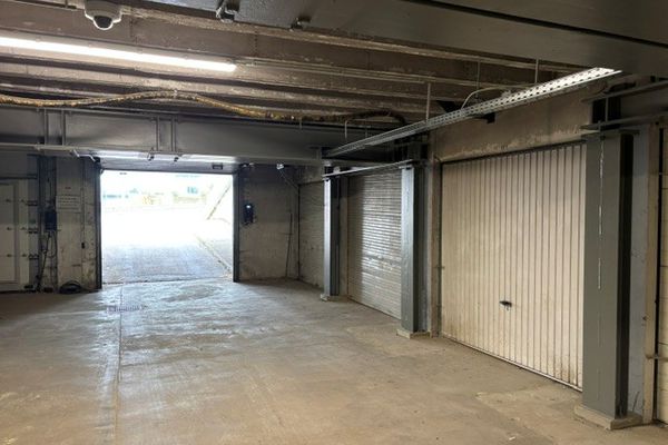 Garage
                            te koop in Gent