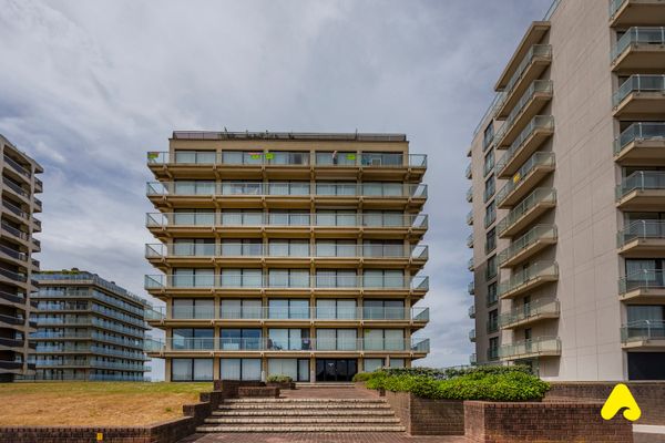 Garage a vendre / De Panne