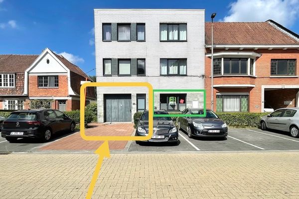 Magazijn
                            te huur in Sint-Amandsberg