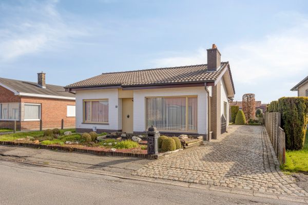 Huis
                                te koop
                                in Kortemark