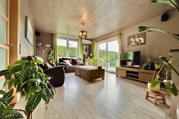 Huis
                                te koop
                                in Kluisbergen