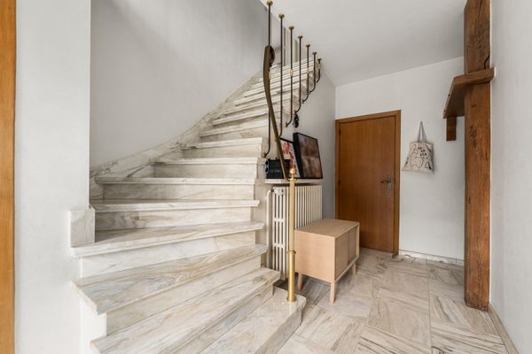 estate img