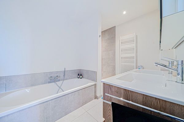 Apartment option buy / Beerzel