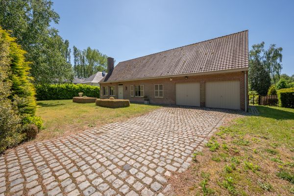 Huis
                                te koop
                                in Maldegem
