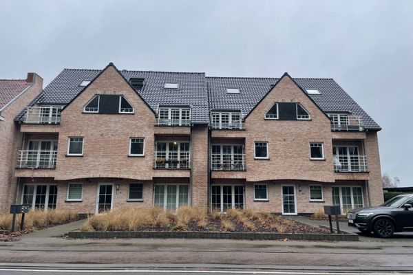 Estate main image