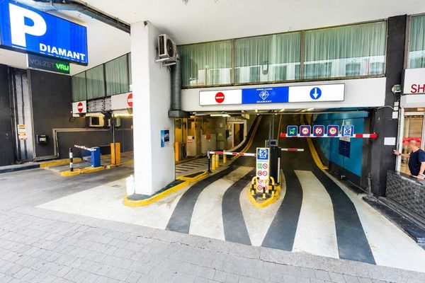 Staanplaats
                            te koop in Antwerpen